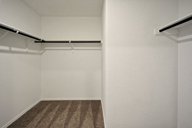 Building Photo - 766 Tulsa Trl