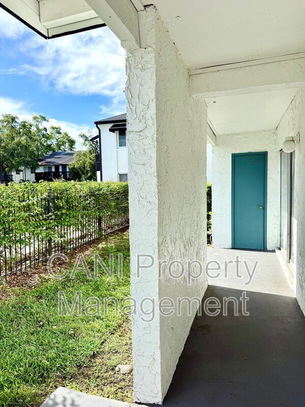 Building Photo - 4153 S Semoran Blvd