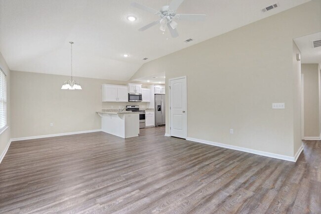 Building Photo - 3bd 2ba HOME FOR RENT!