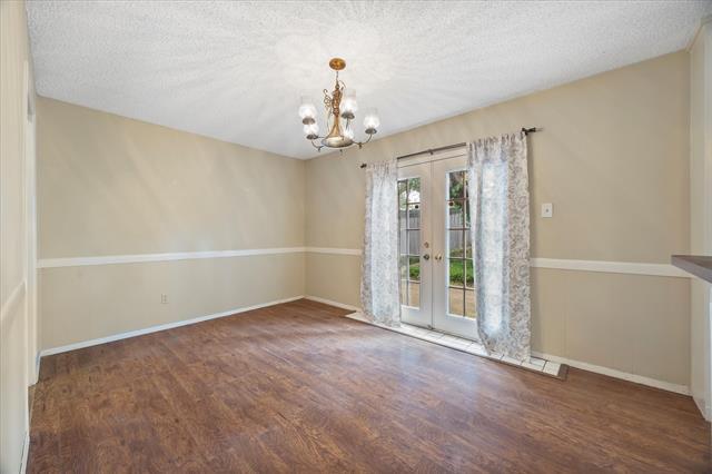 Building Photo - 553 Trailcrest Dr