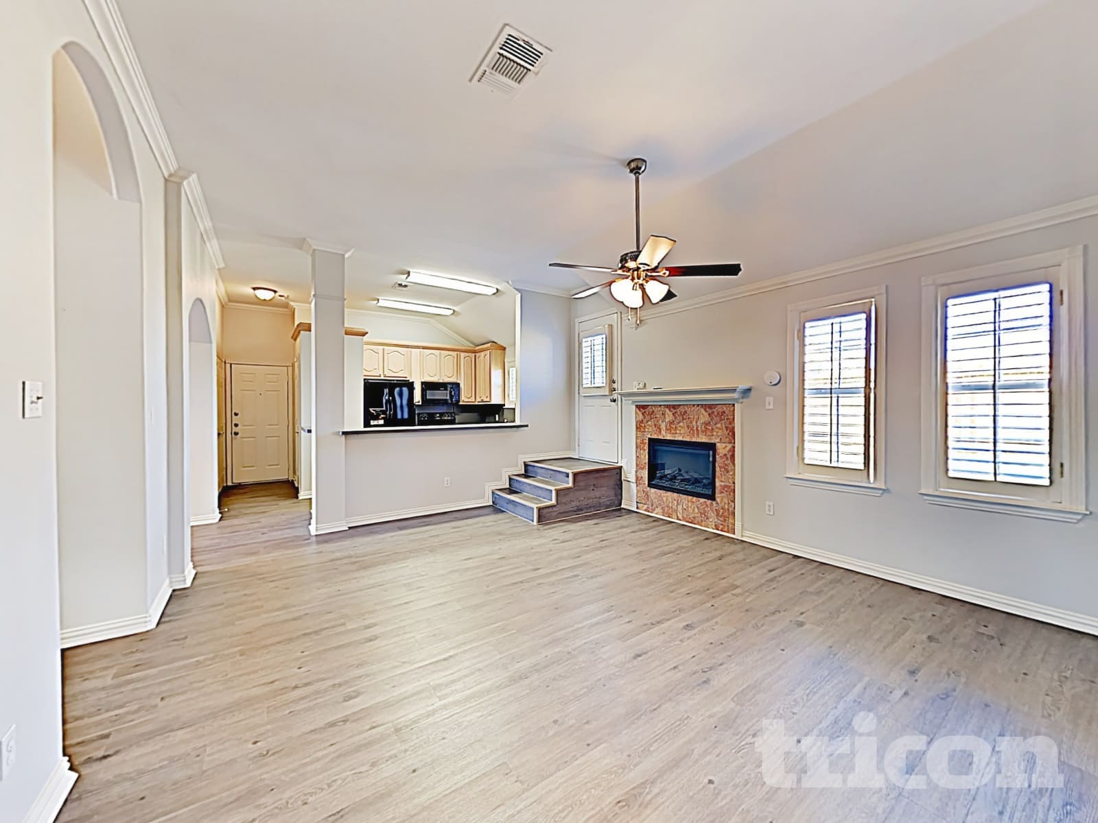 Building Photo - 1202 Mission St