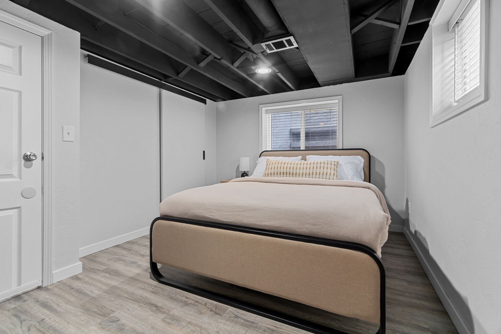 Building Photo - 1114 Meacham St