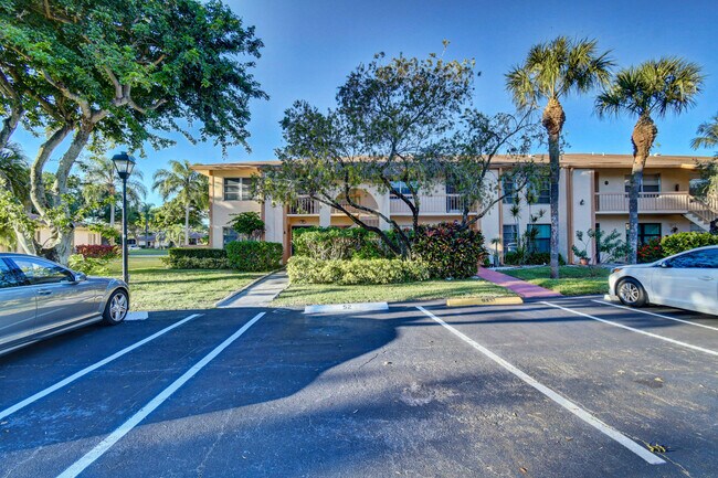 Building Photo - 5710 Princess Palm Ct