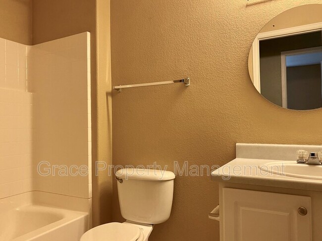 Building Photo - 4623 S Simms Ct