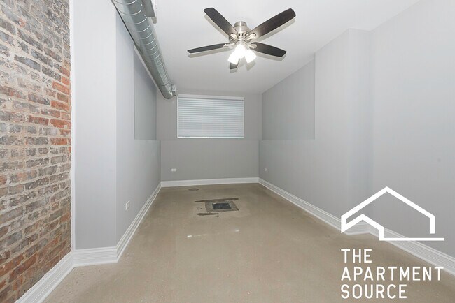 Building Photo - 4117 S Michigan Ave