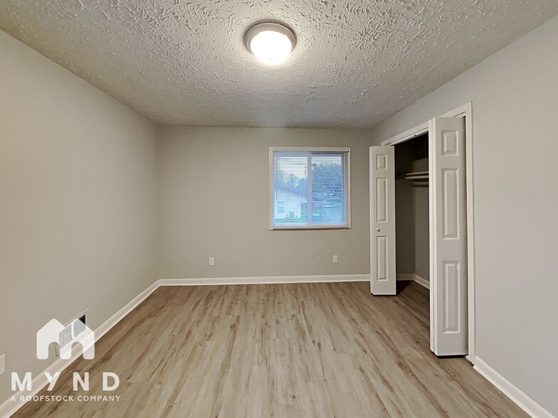 Building Photo - 8133 Puckett St SW