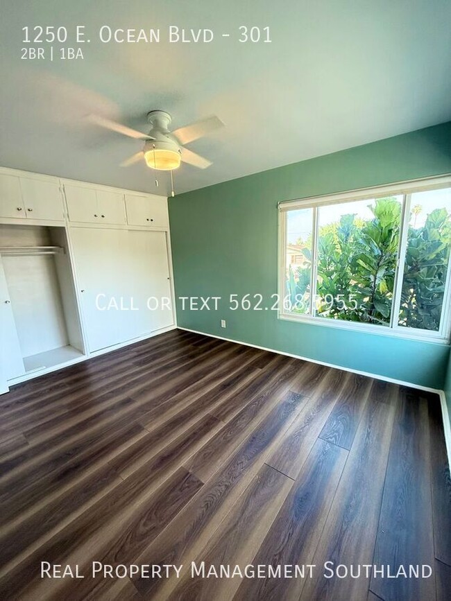 Building Photo - Two Bedroom Condo with Parking on the Beach!