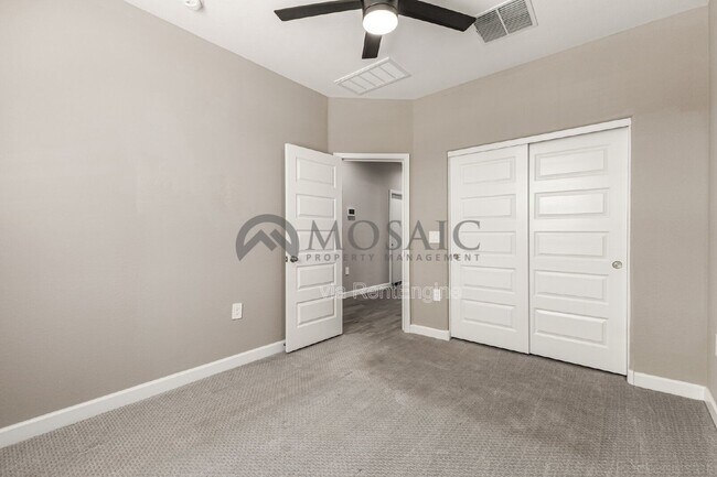 Building Photo - 12116 W Wier Ave