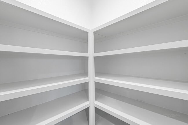 Building Photo - 3002 Crown Gate Dr