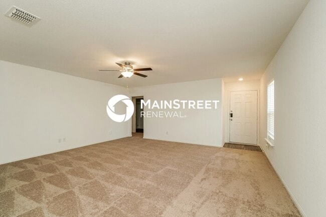 Building Photo - 3 Bedroom Pet-Friendly Home in New Braunfels, TX with Main Street Renewal