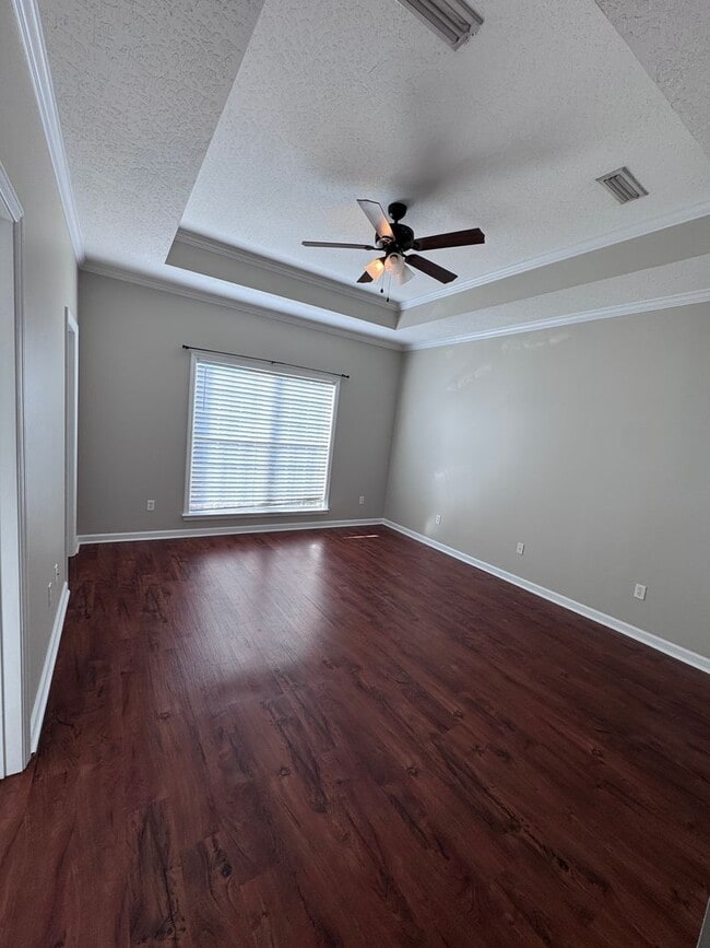 Building Photo - Valley Chase Subdivision!