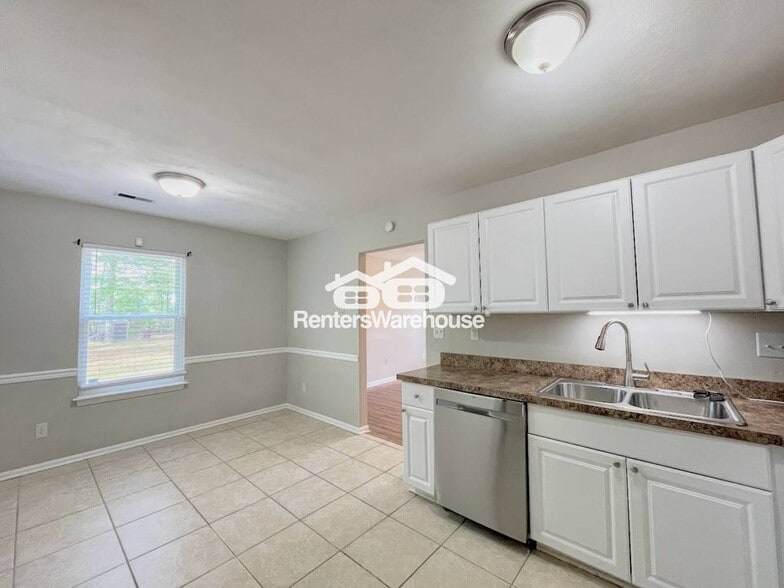 Building Photo - 1103 Saul Ct