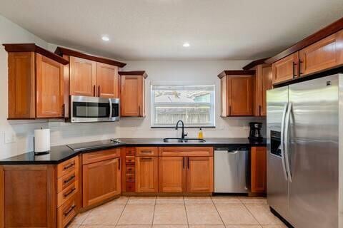 Building Photo - 3672 NW 17th Terrace