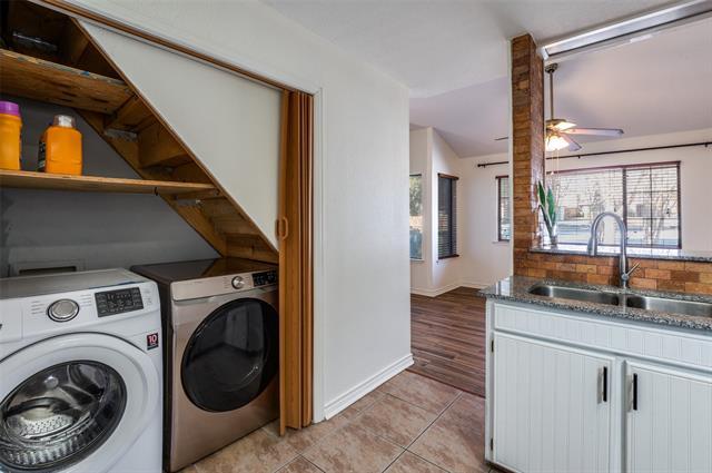 Building Photo - 661 Prairie Dell St