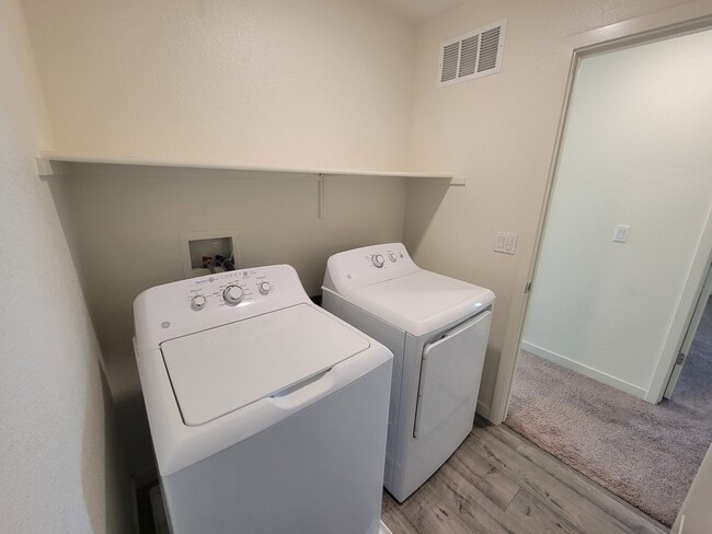 Building Photo - Available now! Stunning New North Natomas Home!