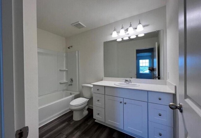 Building Photo - 1064 Water Oak Ln