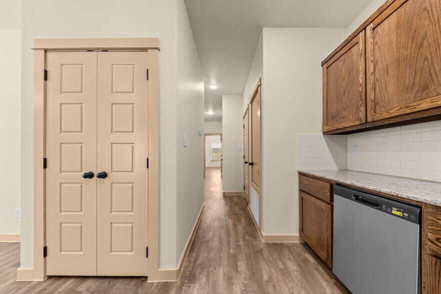 Building Photo - 5902 Cactus Flower Ln