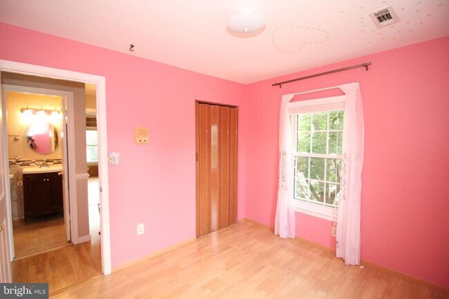 Building Photo - 632 Ivy League Ln