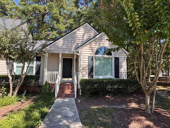 Building Photo - 100 Halsmer Ct