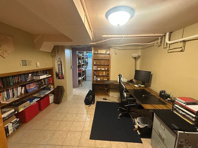 Building Photo - TM - 01 - Cliffside Dr