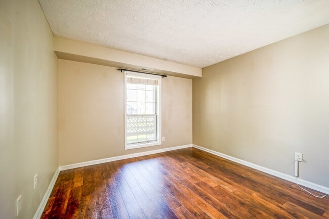 Building Photo - Updated two-bedroom, two-bathroom condo in...
