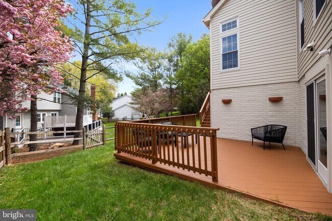 Building Photo - 46568 Hampshire Station Dr