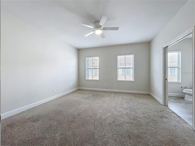 Building Photo - 561 Scotia Pl