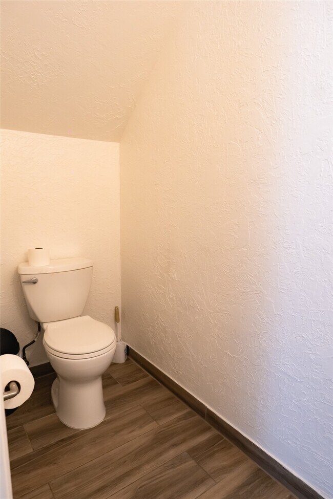 Building Photo - 3807 Gardenia Bend