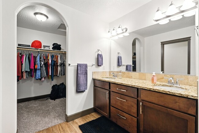 Building Photo - Gorgeous Hayden Home For Rent!