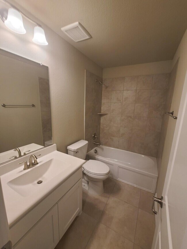 Building Photo - 6725 Denali Dr
