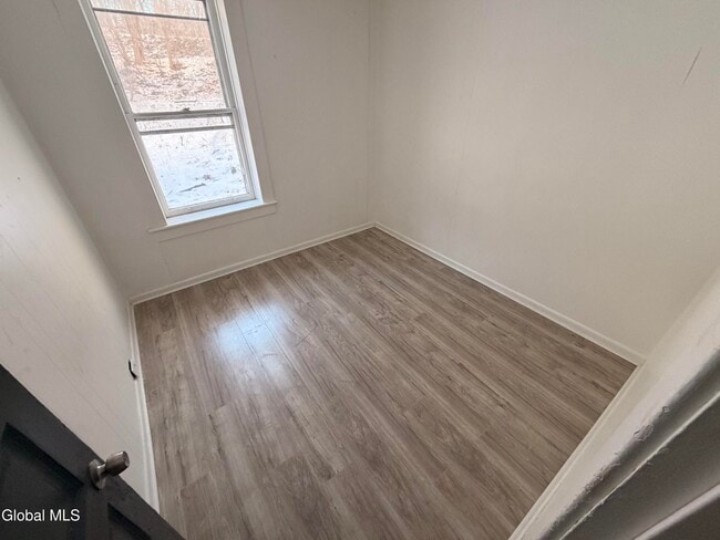 Building Photo - 21-23-23 Jackson St