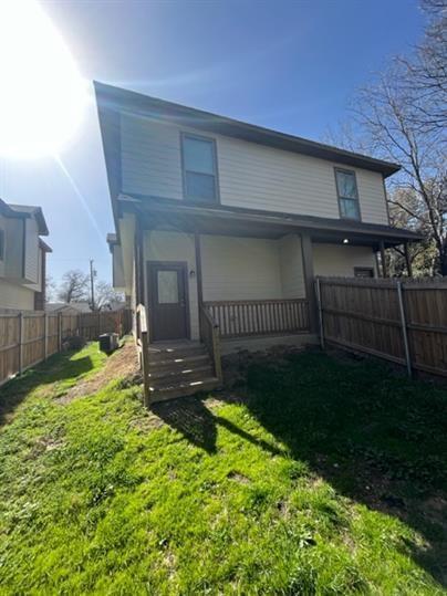 Building Photo - 200 Pecan Hollow St