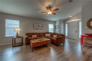 Building Photo - 1004 Gentry Dr
