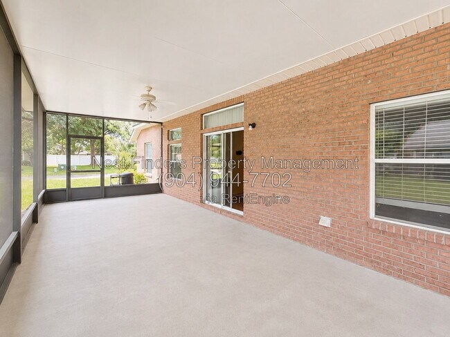 Building Photo - 628 Sparrow Branch Cir