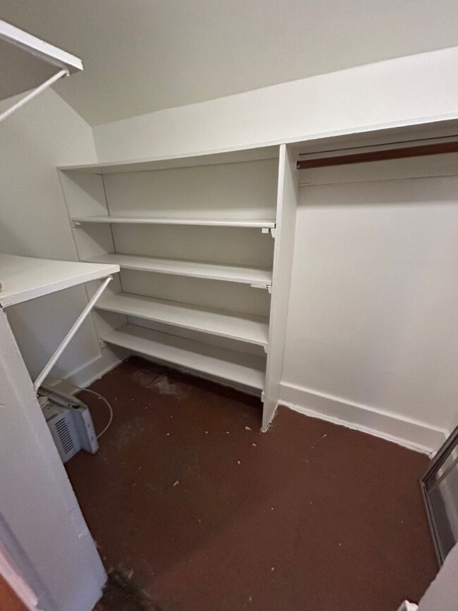 Building Photo - Market Street