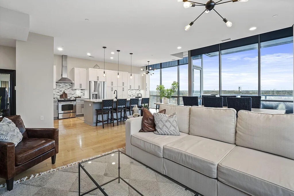 Living Room - 300 W Spring St