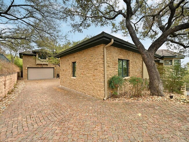Building Photo - 2300 Barton Creek Blvd