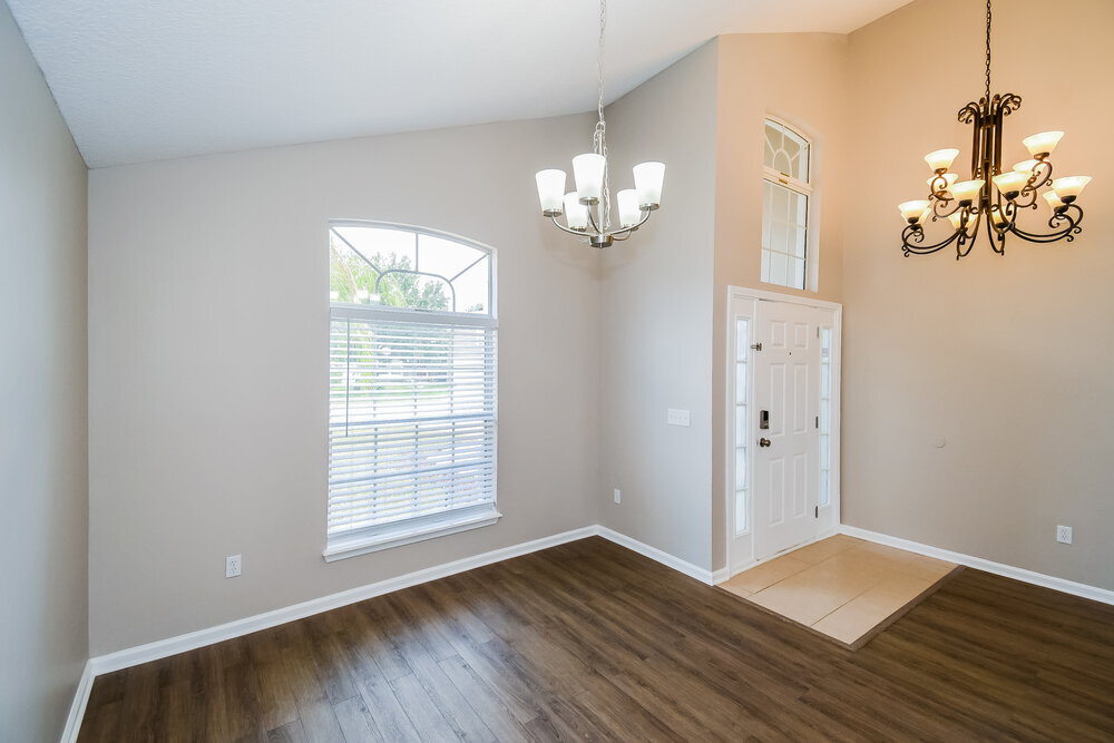 Building Photo - 12363 Guava Ct