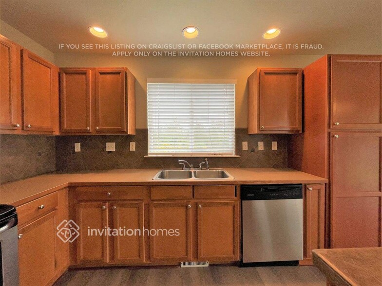 Building Photo - 19128 23rd Ave Ct E