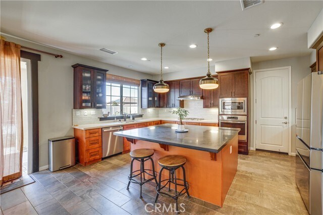 Building Photo - 1653 Lucas Ln