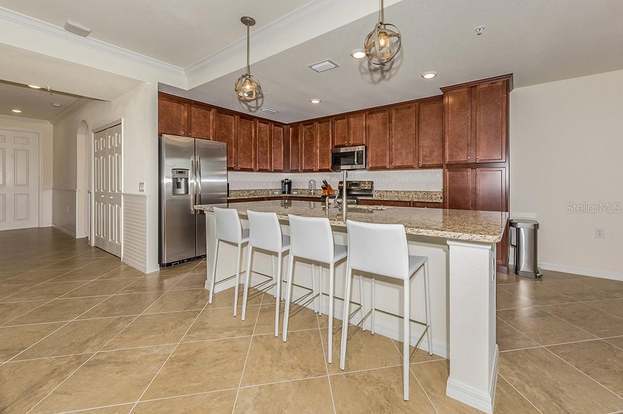 Building Photo - 17118 Vardon Ter
