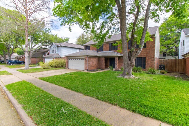 Building Photo - 3322 Whispering Way Dr