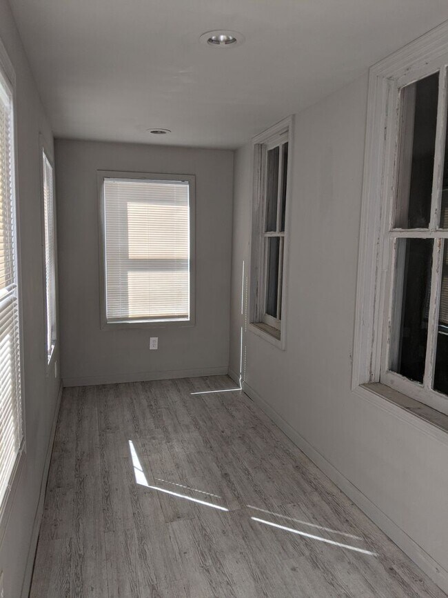 Building Photo - 4021 Neff Ave