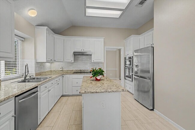 Building Photo - 21702 Cayman Point Dr