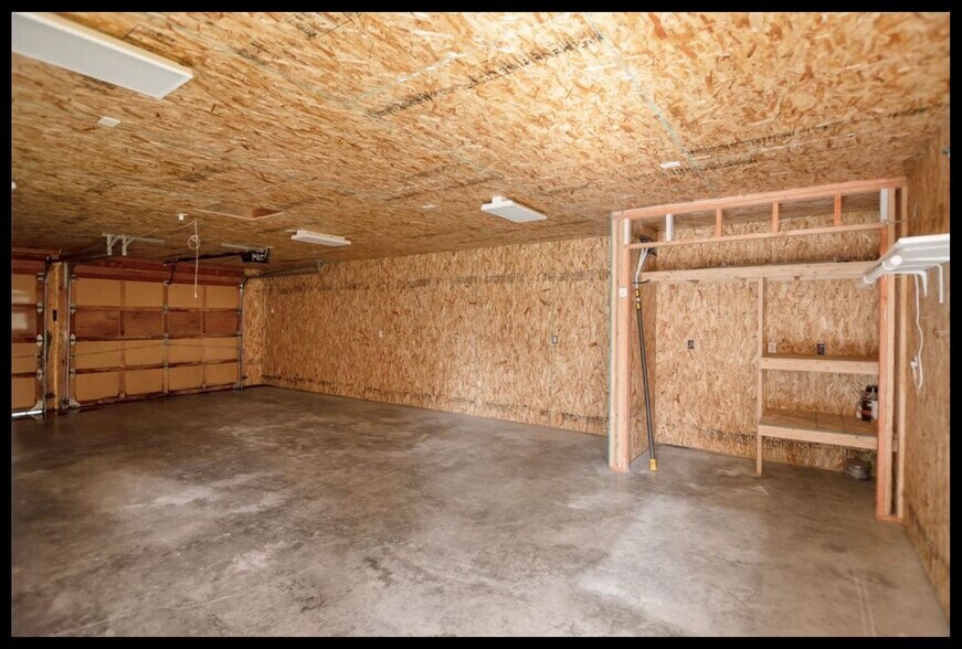 Building Photo - 1585 Valley Forge Rd