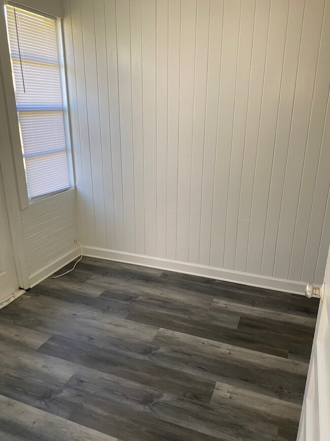 Building Photo - 39 Byron Ellinor Dr