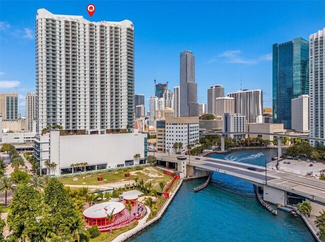 Building Photo - 350 S Miami Ave