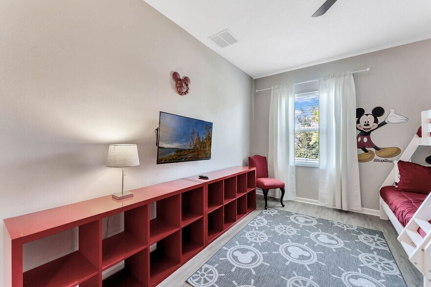 Building Photo - 4348 Acorn Ct