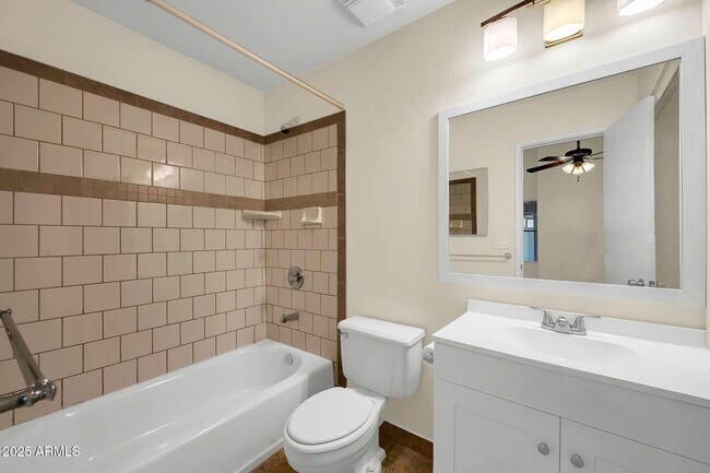 Building Photo - 20824 N 21st Ave