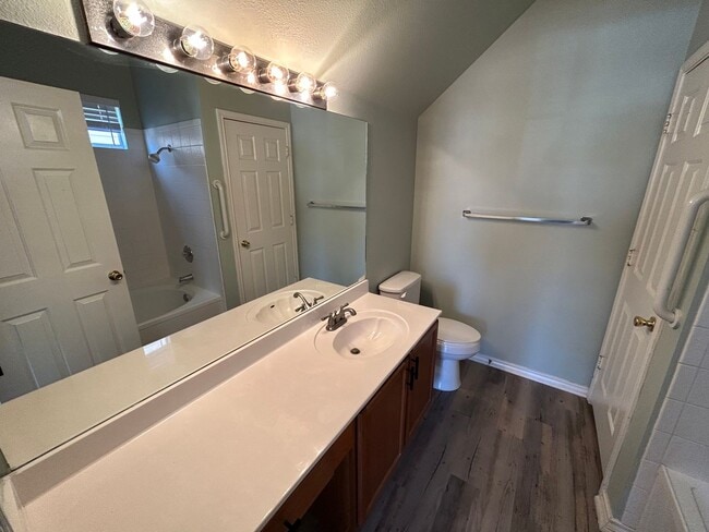 Building Photo - *COMING SOON* Charming Two-Story Home in Stone Oak With Fenced Backyard!